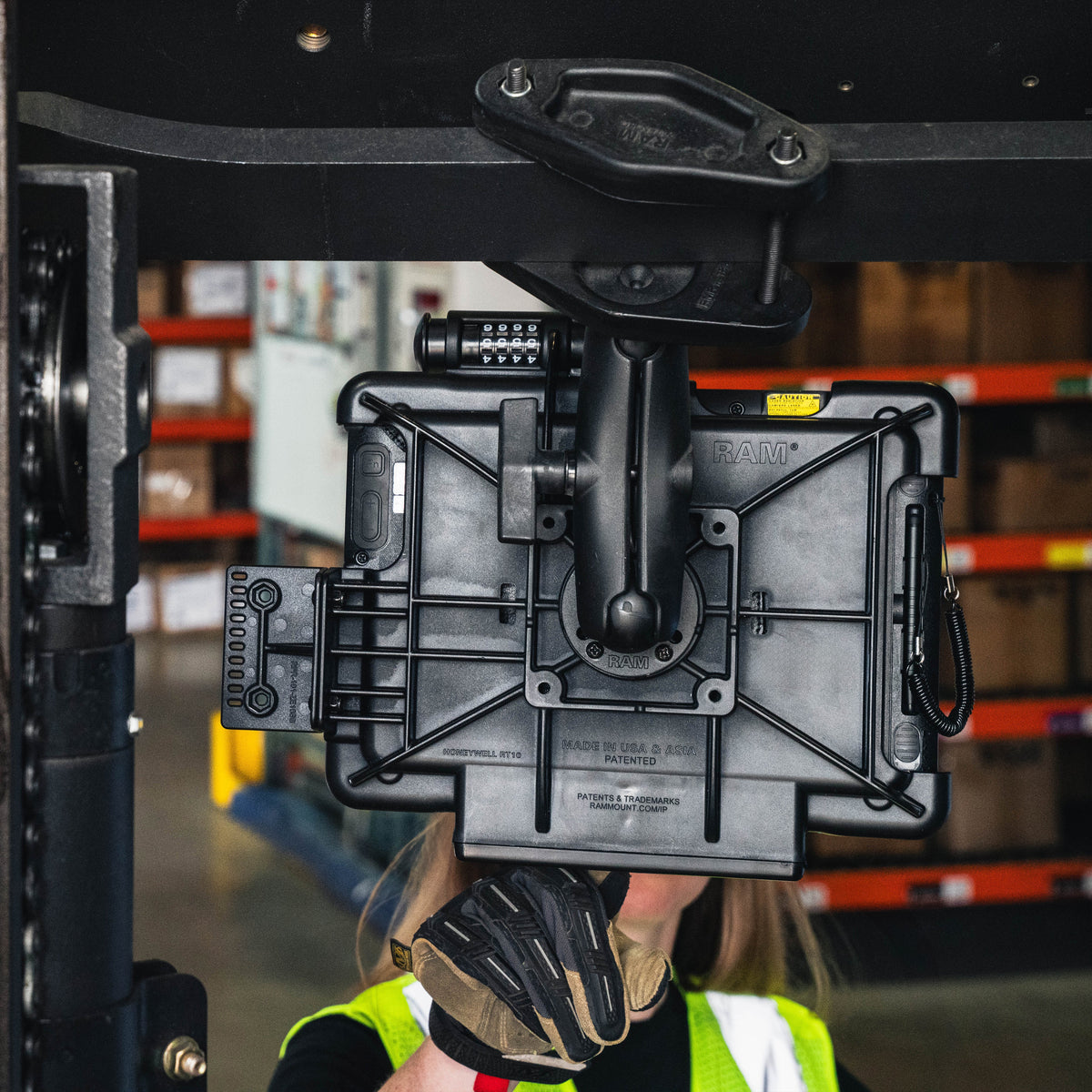 RAM Mounts C-size square post clamp base for posts up to 4 inch wide – alternative view